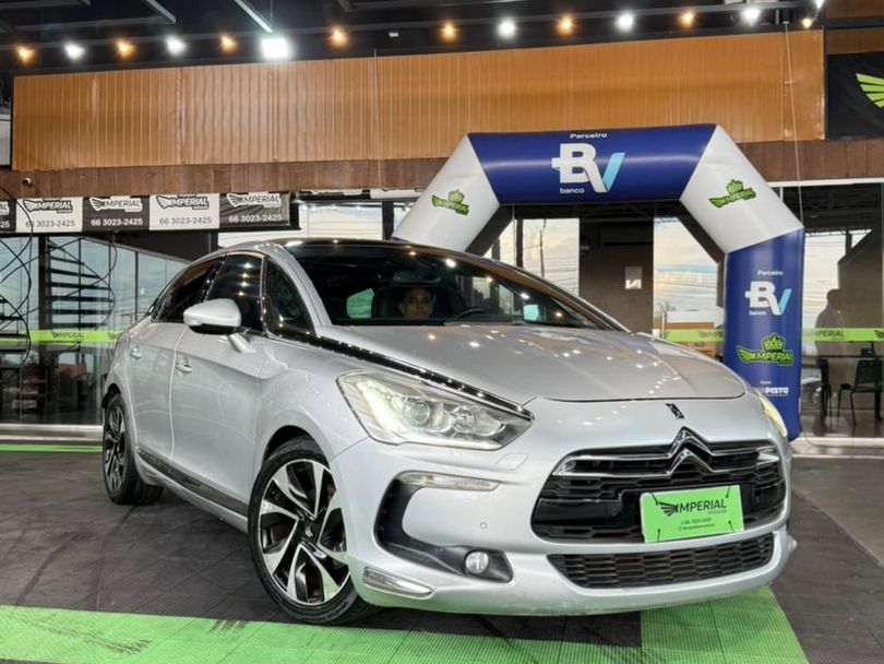 Citroën DS5 1.6 Turbo 16V 5p Aut.