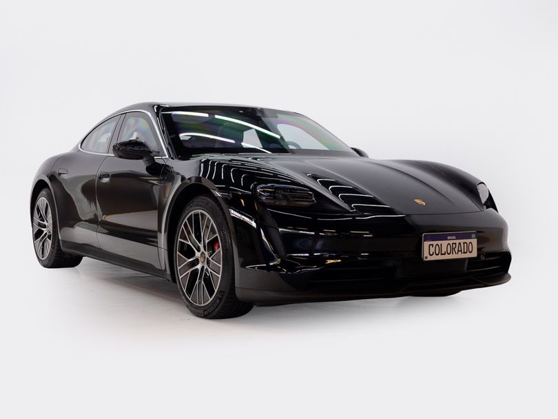 Porsche Taycan 4S (Elétrico)