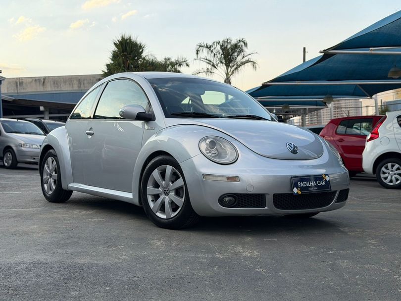VolksWagen New Beetle 2.0 Mi Mec./Aut.