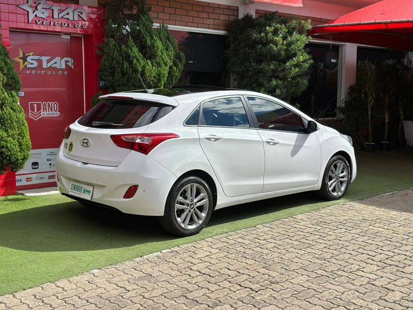 Hyundai i30 1.8 16V Aut. 5p