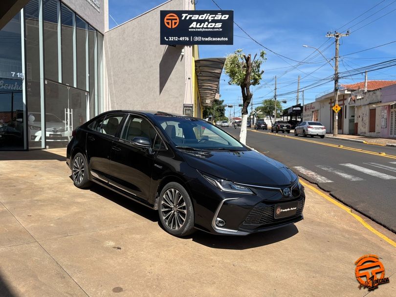 Toyota Corolla Altis Prem. 1.8 Aut. (Híbrido)