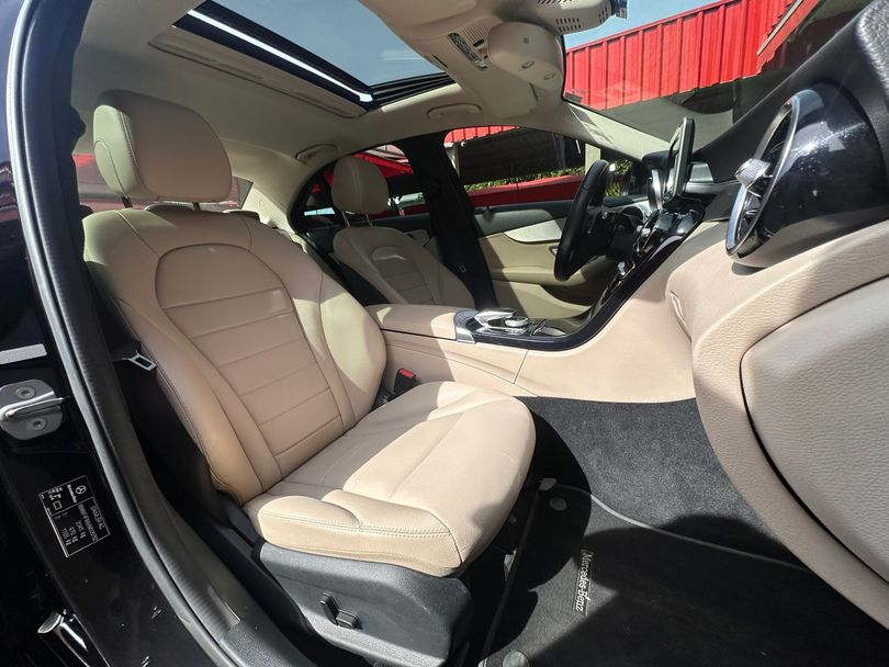 Mercedes C-250 Sport 2.0 16V 211cv Aut.