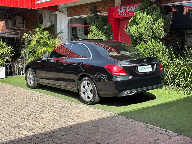 Mercedes C-250 Sport 2.0 16V 211cv Aut.