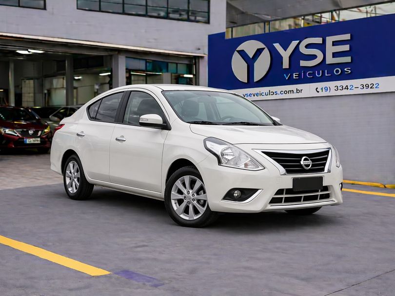 Nissan VERSA SV 1.6 16V FlexStart 4p Aut.