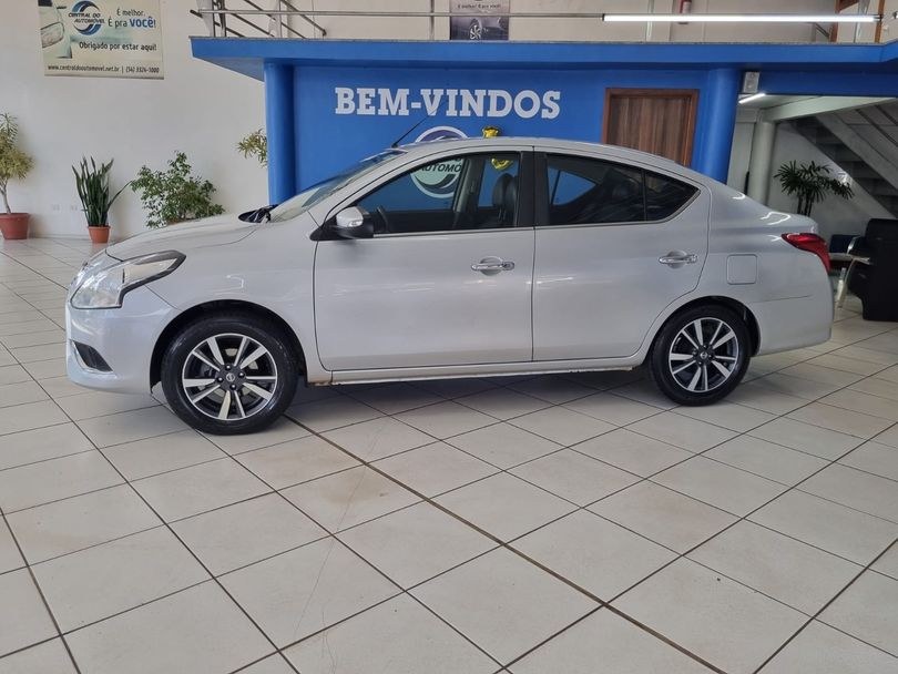 Nissan VERSA SL 1.6 16V FlexStart 4p Mec.