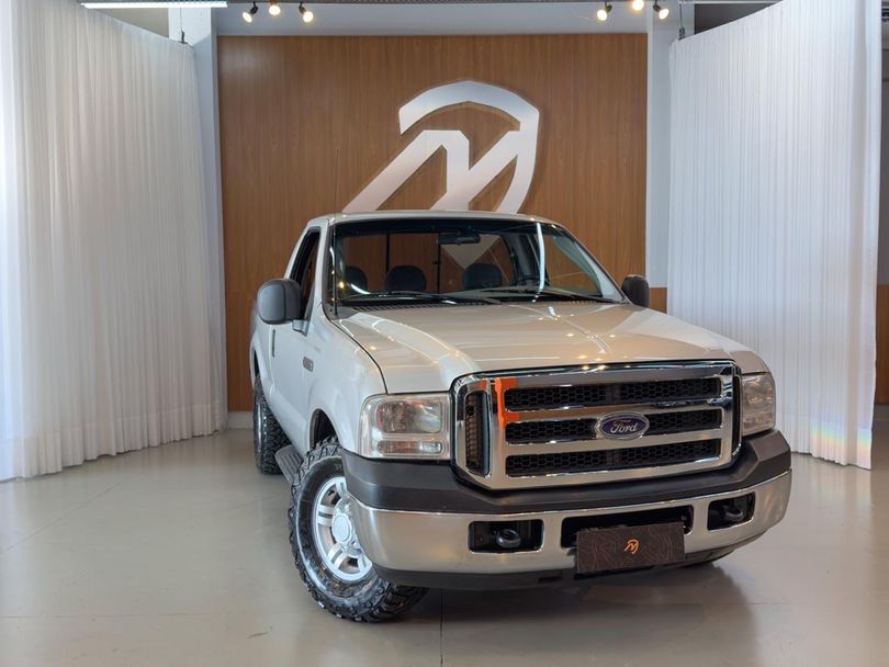 Ford F-250 XLT 3.9 4x2 Diesel TB