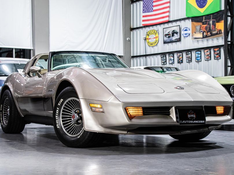 Chevrolet CORVETTE C3 COLLECTOR EDITION