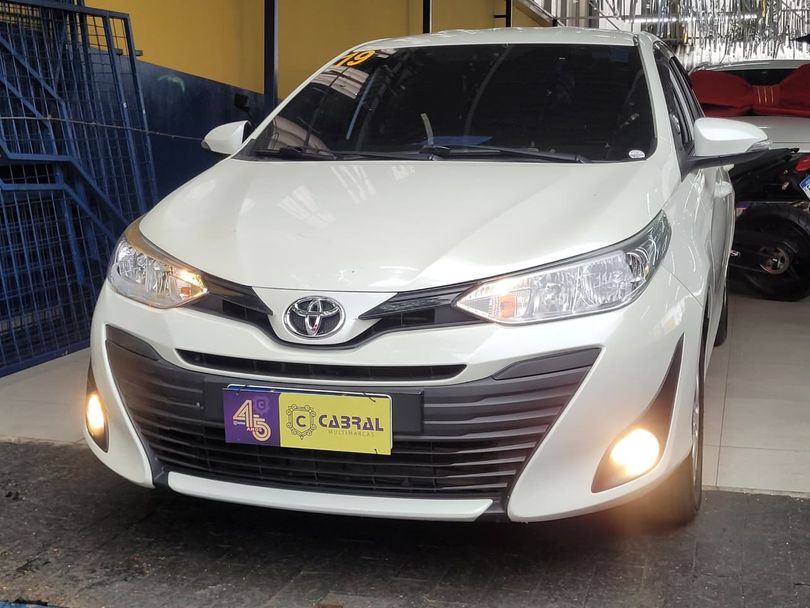 Toyota YARIS XL Sedan 1.5 Flex 16V 4p Aut.