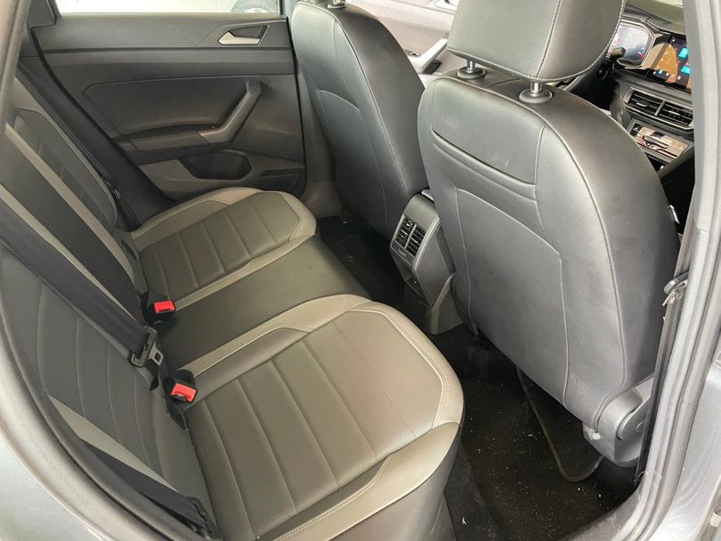 VolksWagen Nivus Highline 1.0 200 TSI Flex Aut.