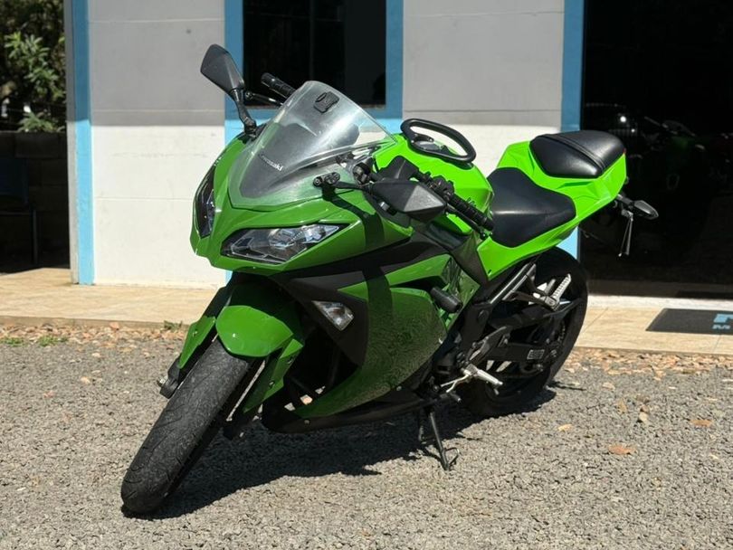 KAWASAKI NINJA 300
