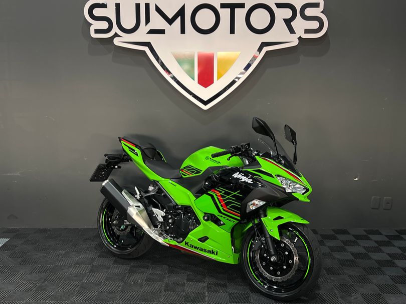 KAWASAKI NINJA 400