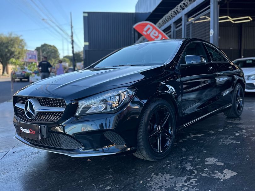 Mercedes CLA-180 1.6 16V 122cv Aut.