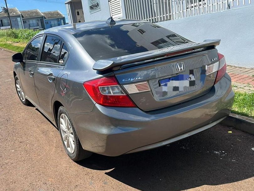 Honda Civic Sedan LXS 1.8/1.8 Flex 16V Mec. 4p