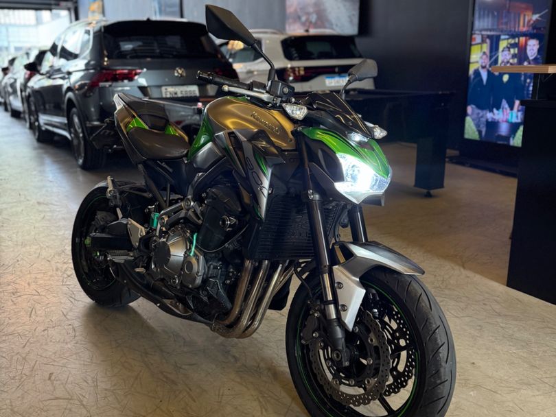 KAWASAKI Z 900
