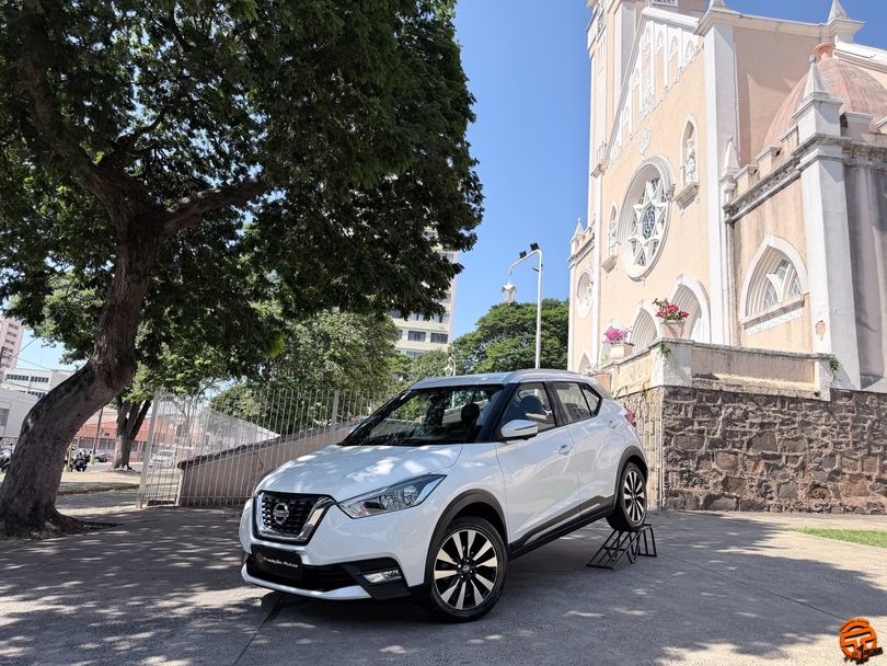 Nissan KICKS SL 1.6 16V FlexStar 5p Aut.