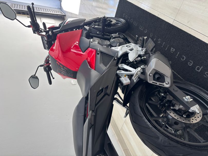 HONDA CB 300F Twister Flex