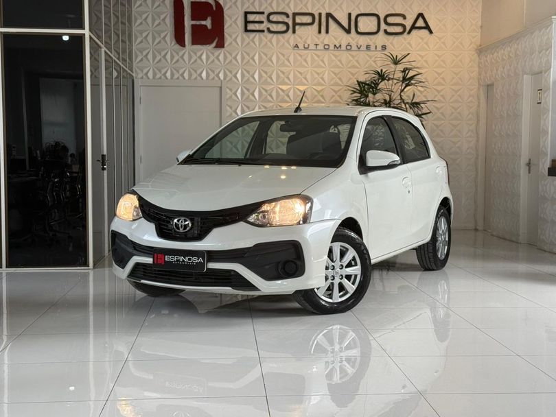 Toyota ETIOS X Plus 1.5 Flex 16V 5p Aut.