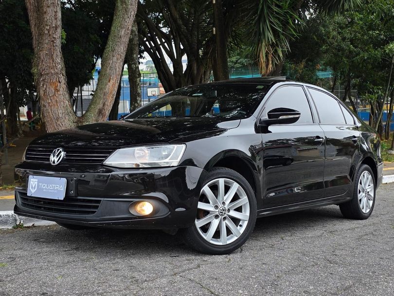 VolksWagen JETTA Comfortline 2.0 T.Flex 8V 4p Tipt.