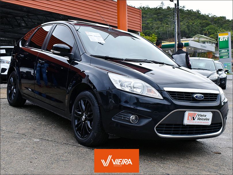 Ford Focus Ghia/ XR 2.0 /Ghia 2.0 16V Flex 5p