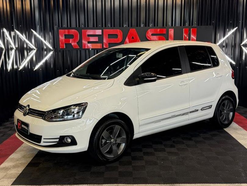 VolksWagen Fox Connect 1.6 Flex 8V 5p
