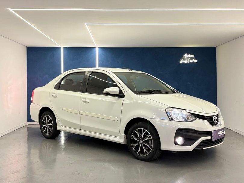 Toyota ETIOS PLATINUM Sed. 1.5 Flex 16V 4p Aut.