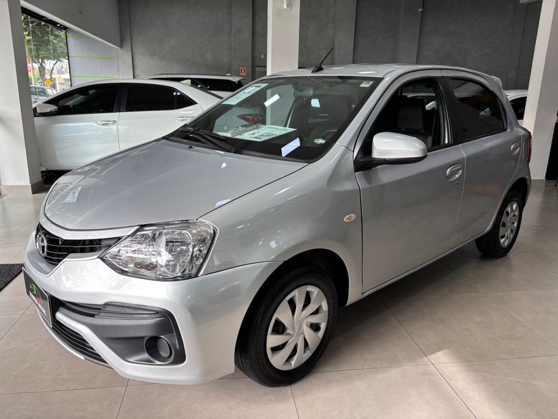 Toyota ETIOS XS 1.5 Flex 16V 5p Aut.
