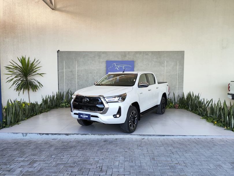 Toyota Hilux CD SRX 4x4 2.8 TDI 16V Diesel Aut.