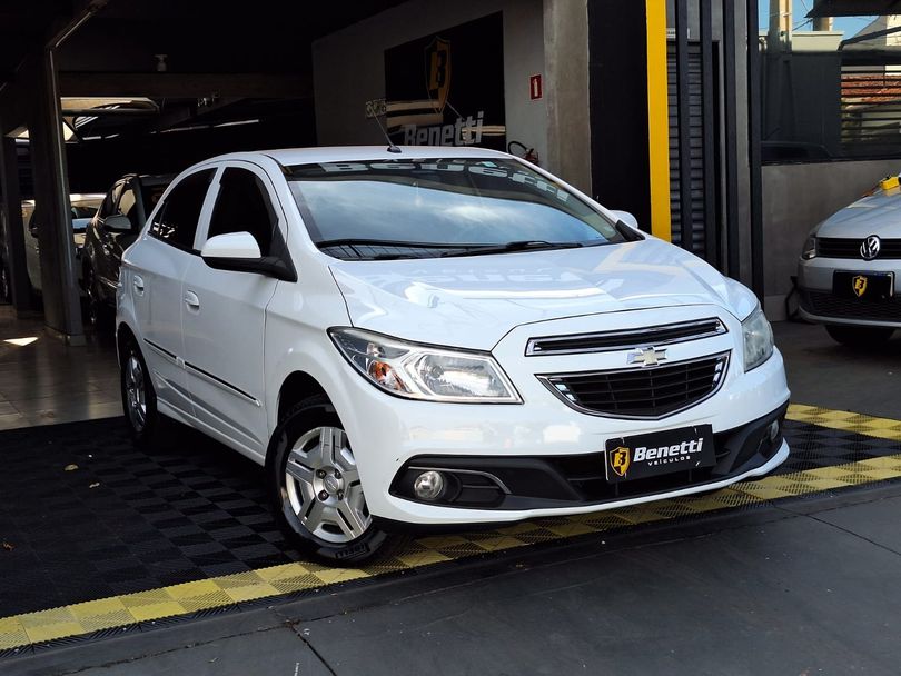 Chevrolet ONIX HATCH LT 1.0 8V FlexPower 5p Mec.
