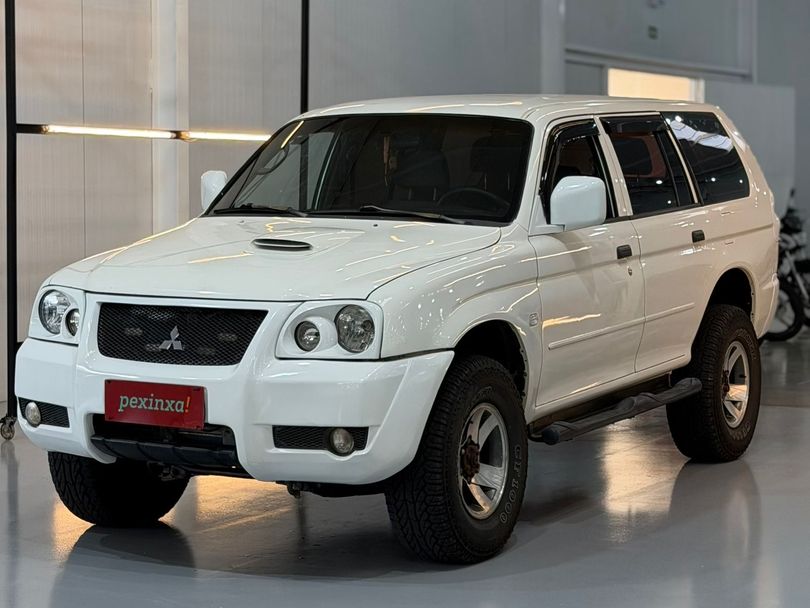 Mitsubishi Pajero Sport HPE 2.5 4x4 Diesel Mec.