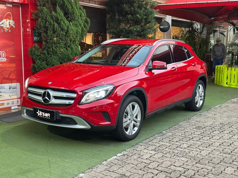 Mercedes GLA 200 Advance 1.6/1.6 TB 16V Flex Aut.