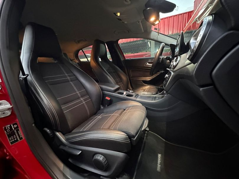 Mercedes GLA 200 Advance 1.6/1.6 TB 16V Flex Aut.