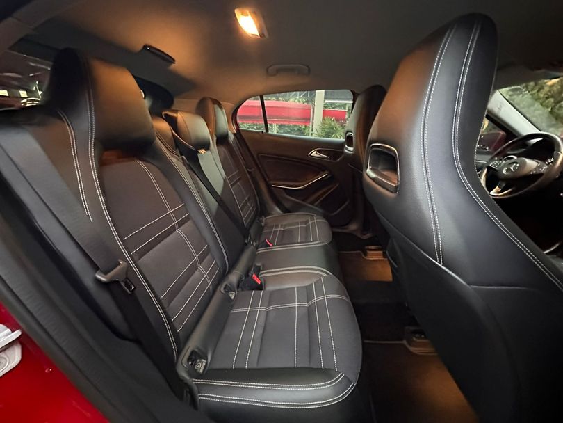 Mercedes GLA 200 Advance 1.6/1.6 TB 16V Flex Aut.