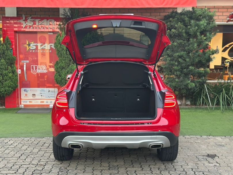 Mercedes GLA 200 Advance 1.6/1.6 TB 16V Flex Aut.