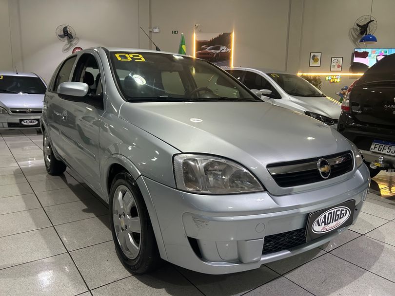 Chevrolet Corsa Hat. Premium 1.4 8V ECONOFLEX 5p