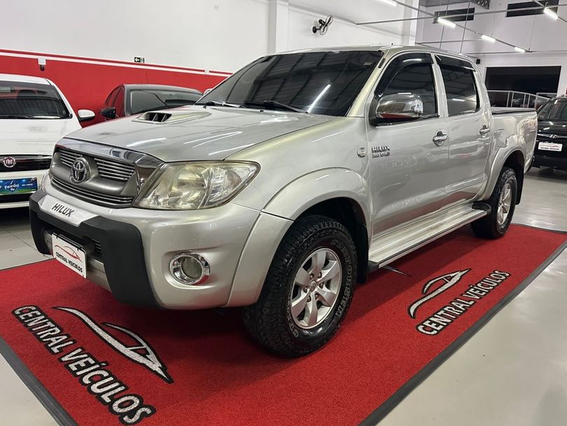 Toyota Hilux CD SRV D4-D 4x4 3.0 TDI Diesel Aut