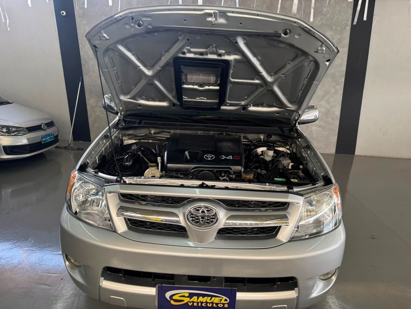 Toyota Hilux CD SR D4-D 4x2 3.0 163cv TDI Dies.