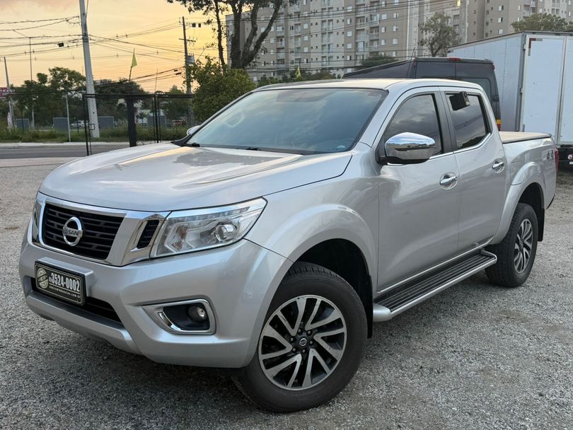Nissan Frontier XE CD 4x4 2.3 Bi-TB Diesel Aut.