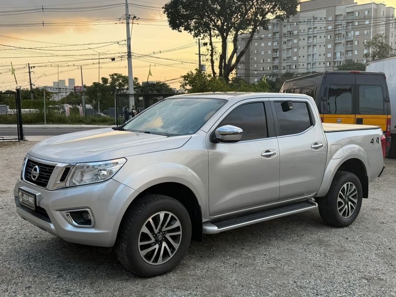 Nissan Frontier XE CD 4x4 2.3 Bi-TB Diesel Aut.