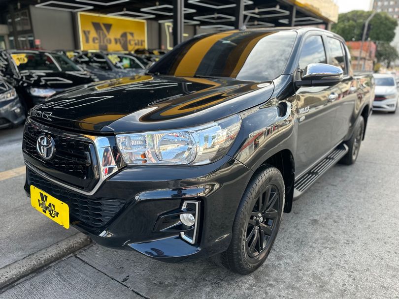 Toyota Hilux CD SRV 4x4 2.7 Flex 16V Aut.