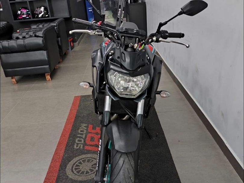 YAMAHA MT-07 ABS