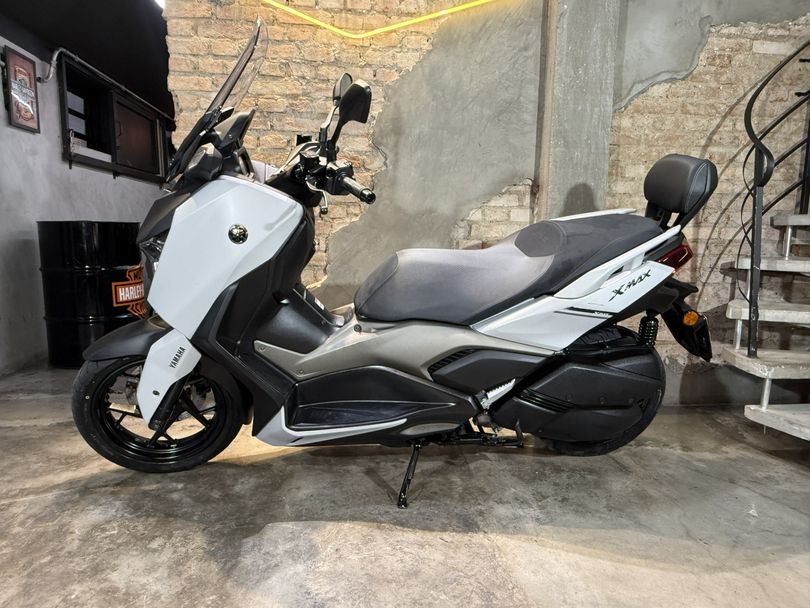 YAMAHA XMAX 250 ABS