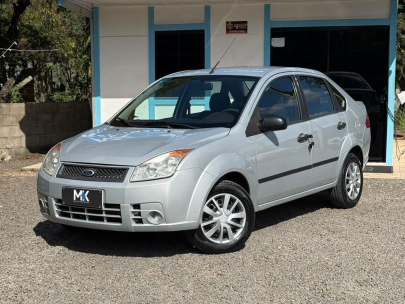 Ford Fiesta Sedan 1.0 8V Flex 4p