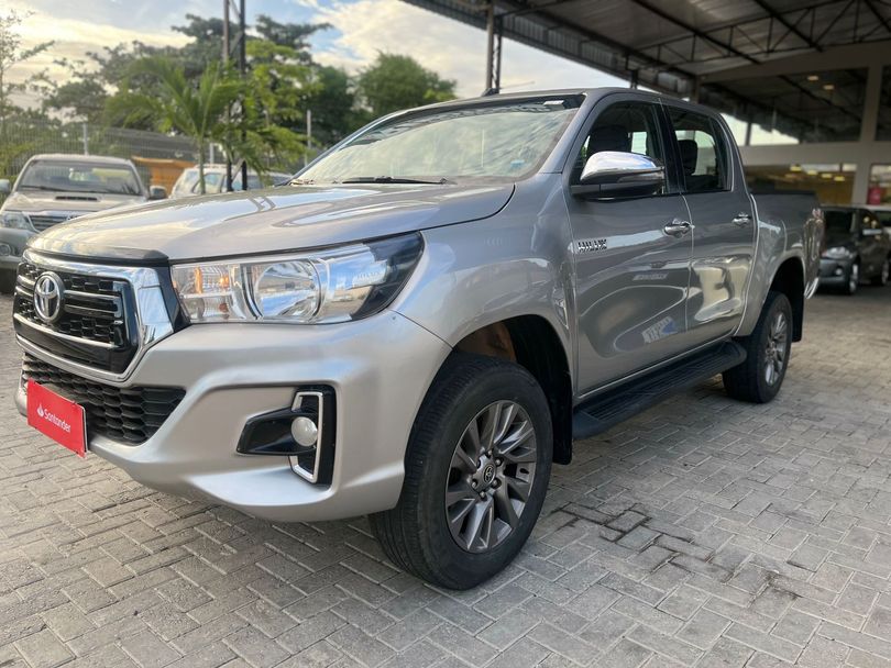 Toyota Hilux CD SRV 4x4 2.8 TDI Diesel Aut.