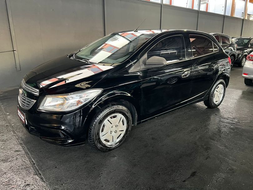 Chevrolet ONIX HATCH LT 1.0 8V FlexPower 5p Mec.
