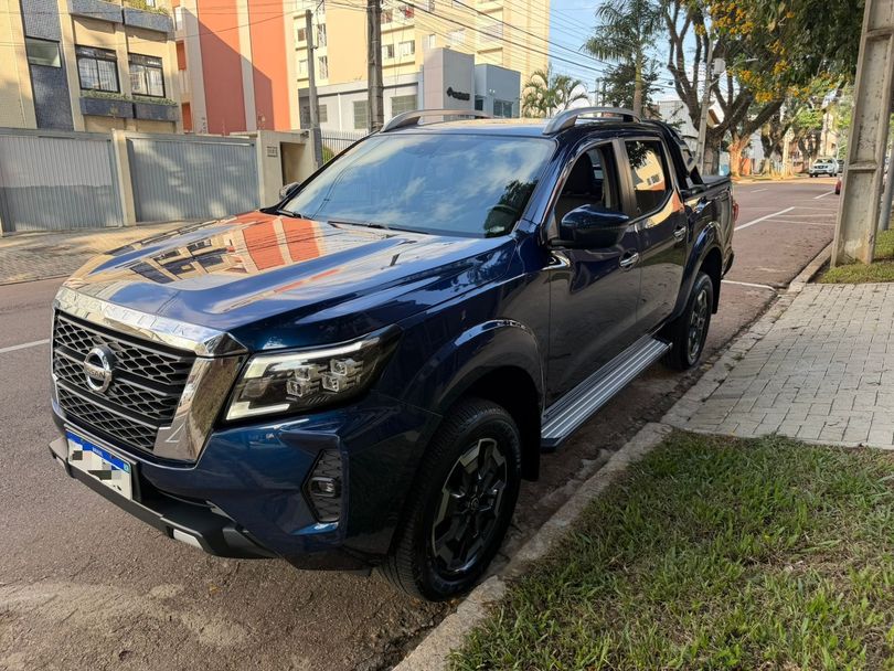 Nissan Frontier XE CD 4x4 2.3 Bi-TB Diesel Aut.