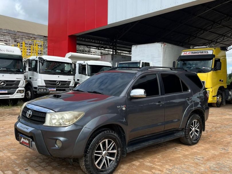 Toyota Hilux SW4 SRV 4x4 4.0 V6 24V Aut.