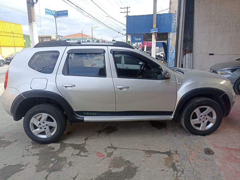 Renault DUSTER Dynamique 2.0 Flex 16V Aut.