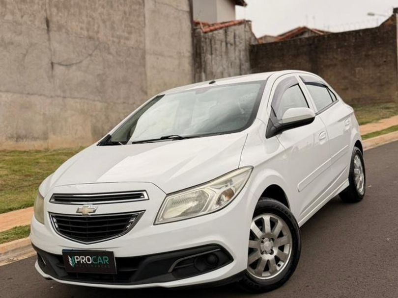 Chevrolet ONIX HATCH LT 1.0 8V FlexPower 5p Mec.