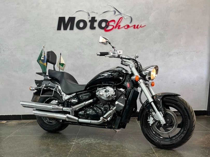 SUZUKI Motos M800