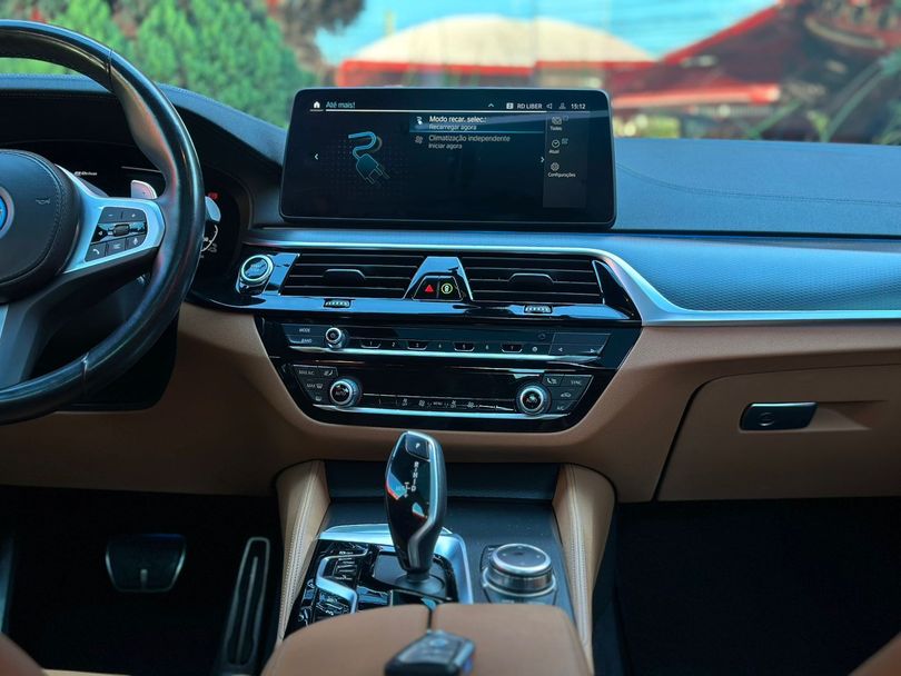 BMW 530e Luxury 2.0 Turbo (Híbrido)